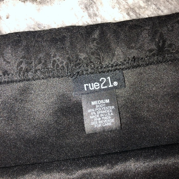 Rue 21 Pencil skirt - Picture 2 of 2